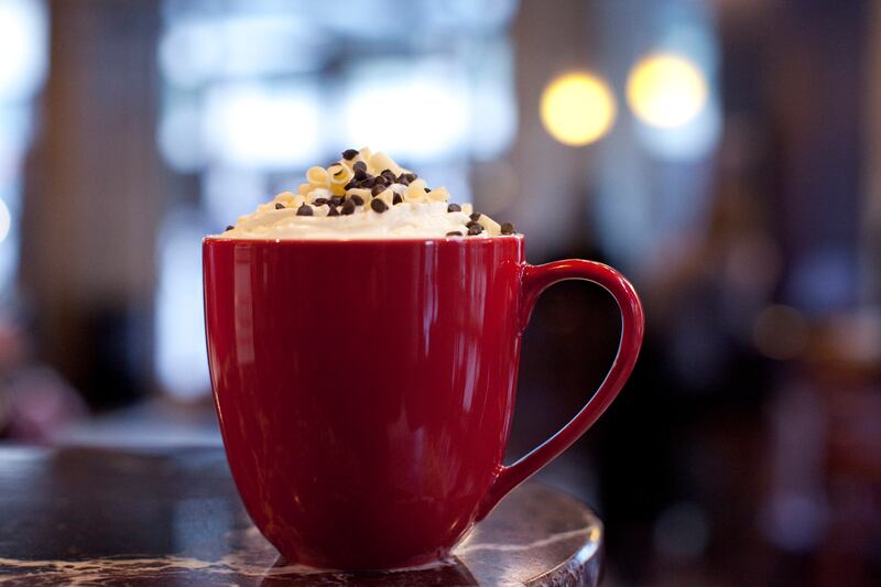 galleries/2012/12/18/10-most-fattening-holiday-drinks-white-hot-chocolate-more-photos/seattles-best-cocoa-trio-fattening-holiday-drinks-6_krkg3r