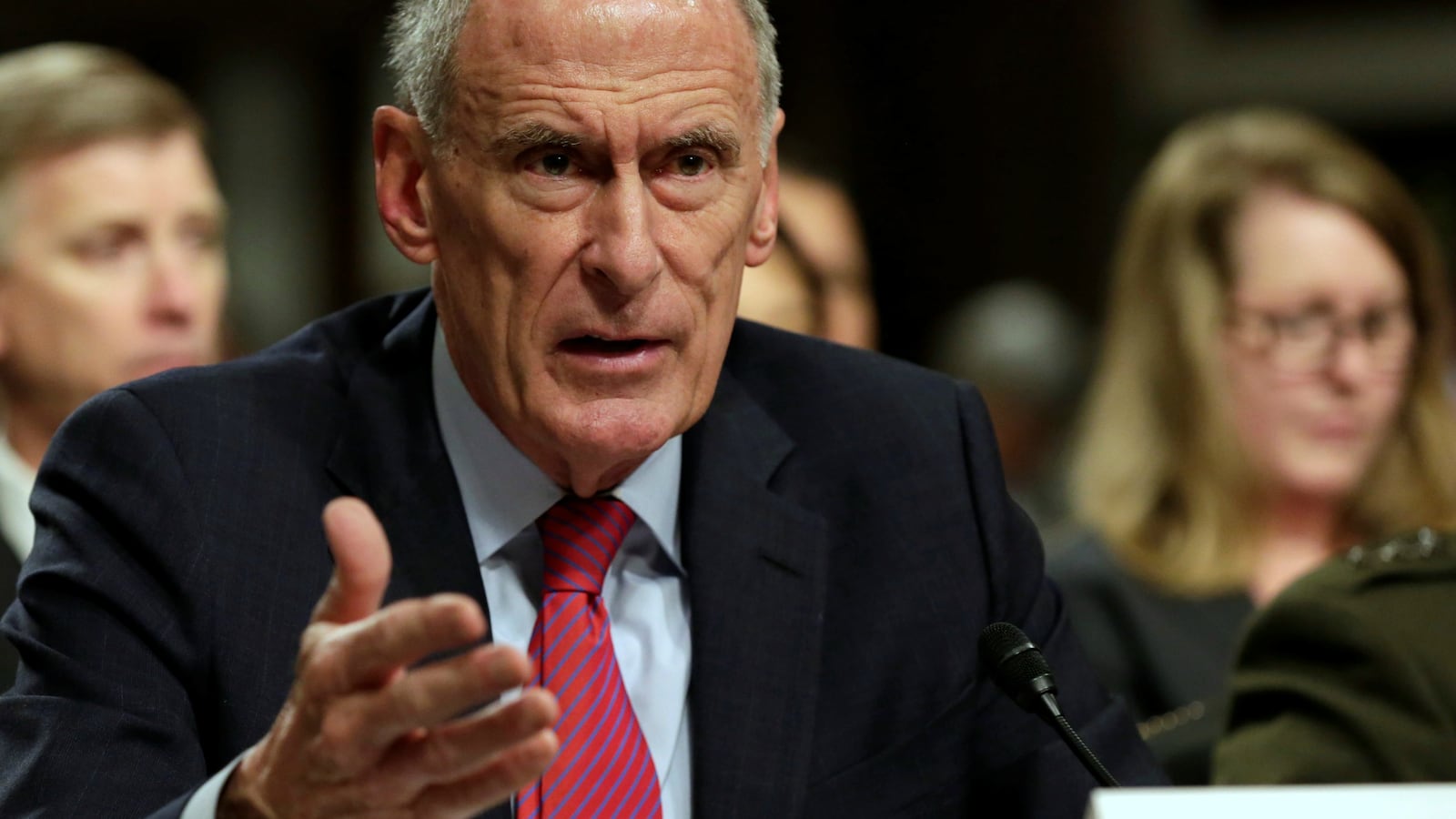 170606-coats-trump-flynn-cheat_j0dhyi