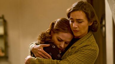 articles/2011/03/29/mildred-pierces-noir-neighborhood-la-bus-tour-reveals-movies-origins/macaulay-mildred-pierce_168097_td0jyd