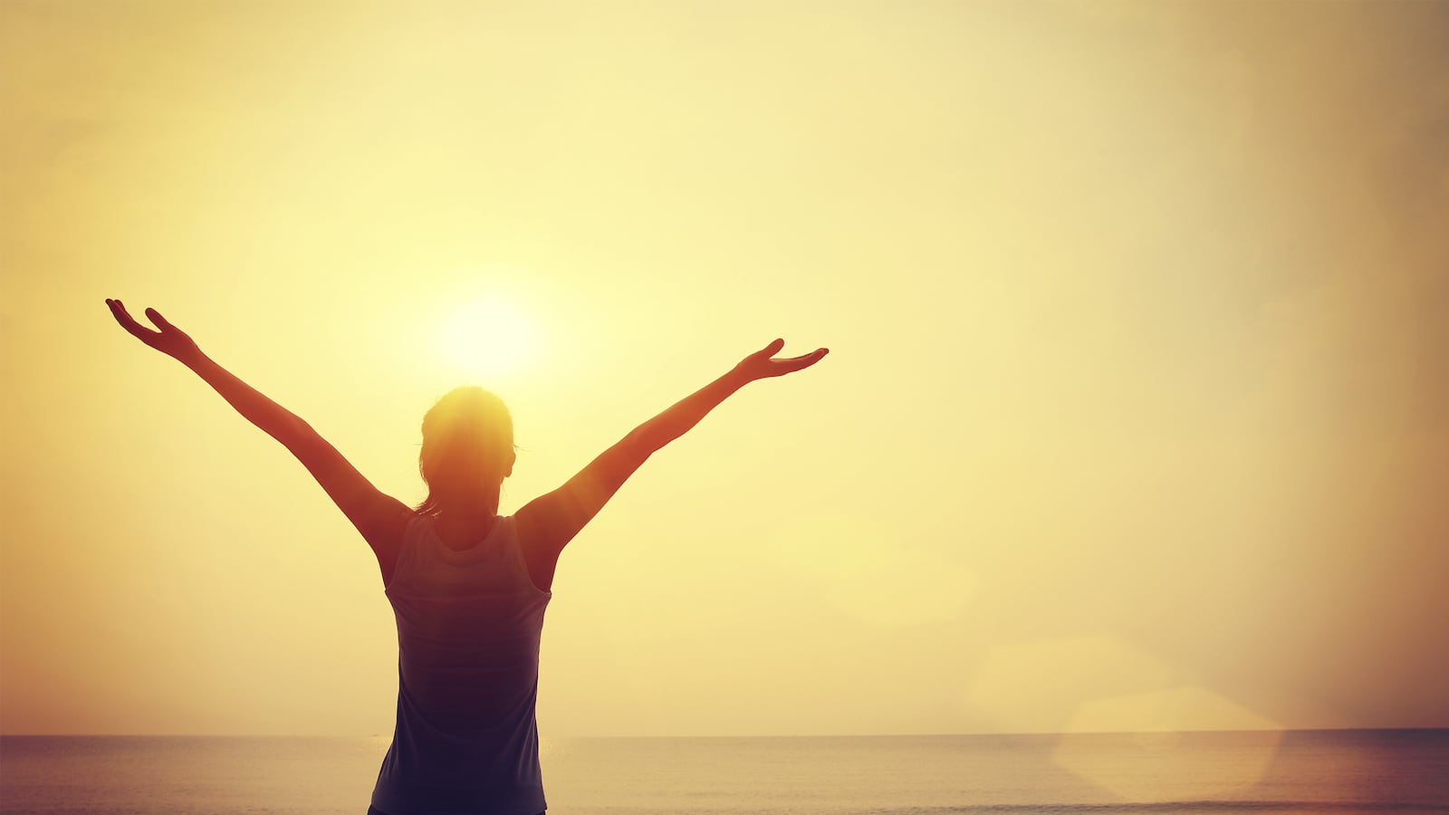 articles/2015/08/17/my-strangely-amazing-year-of-living-gratefully/150816-kaplan-gratitude-tease_bwazrj