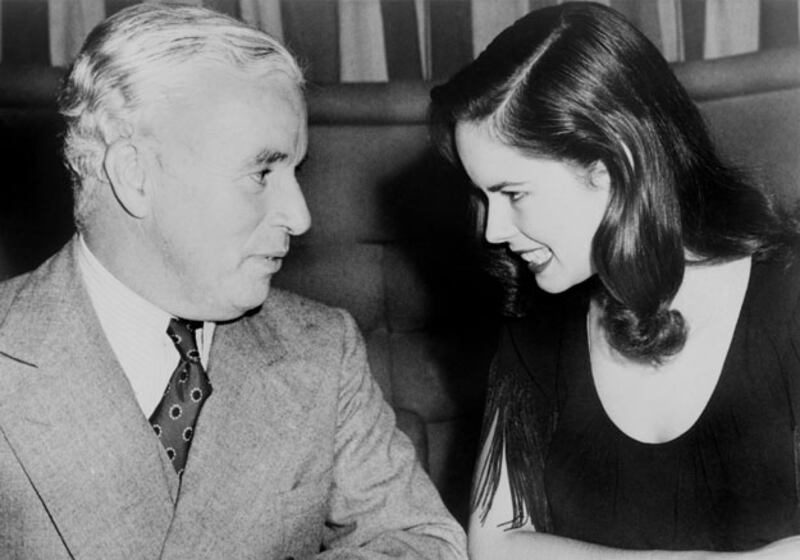 galleries/2010/01/05/secret-celebrity-weddings/secret-celeb-weddings---chaplin-and-oneill_a4xiy3