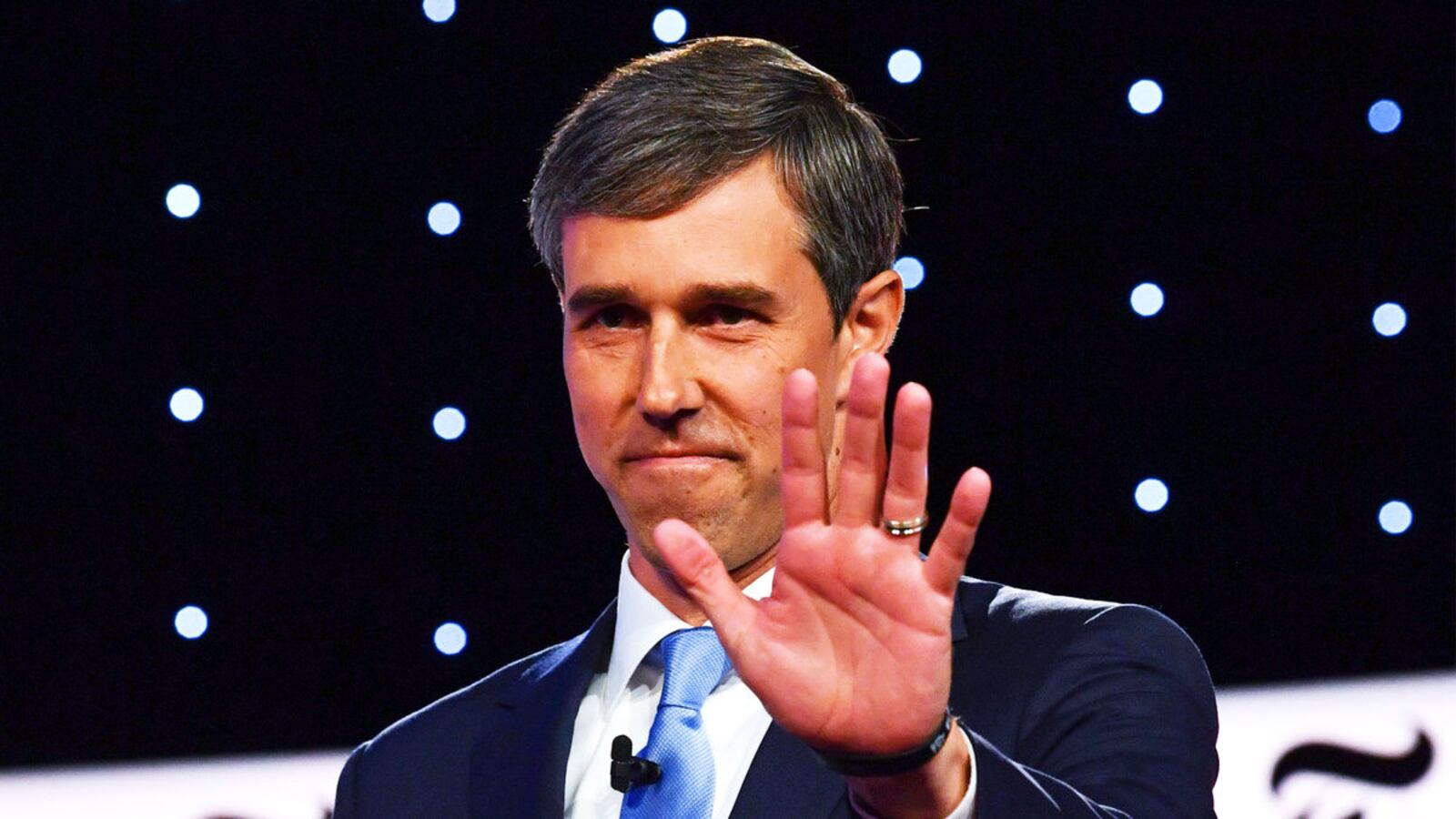 191015-Lewis-beto-blanks-tease_klmnfx