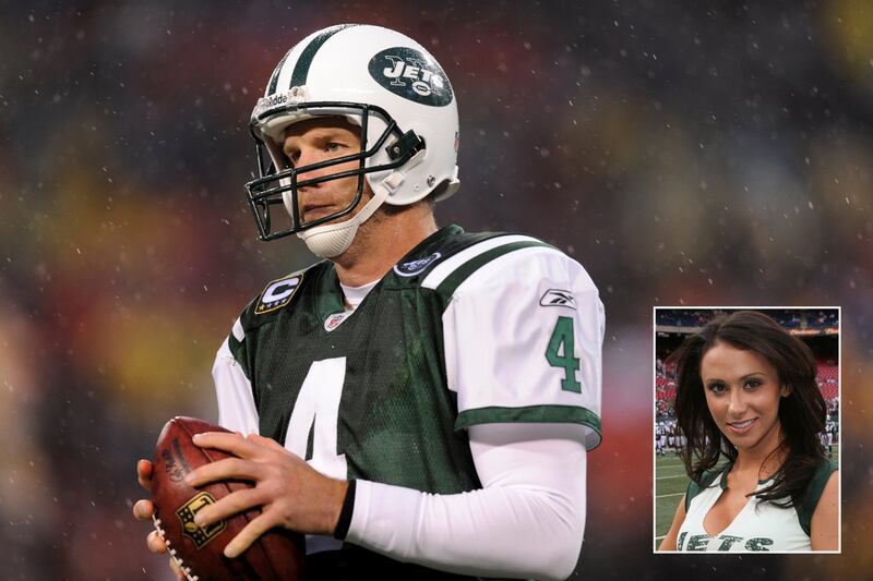 galleries/2011/11/09/career-killing-sex-scandals-herman-cain-anthony-weiner-and-more-photos/sexual-harassment-gal-farve_bjkpsw