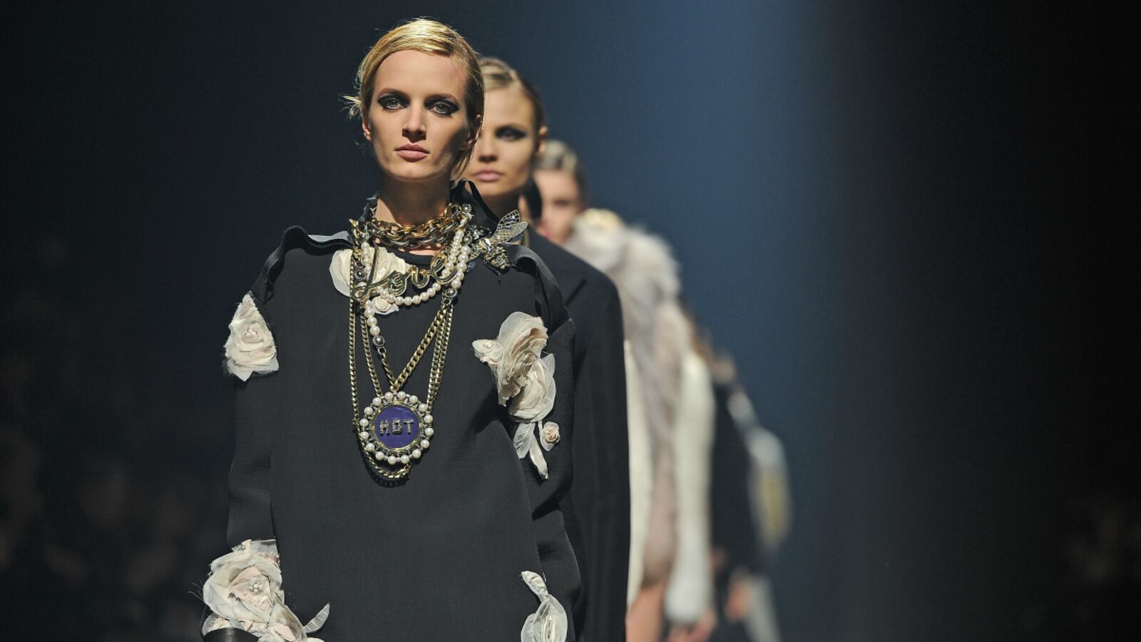 articles/2013/03/01/lanvin-s-artful-mix-for-fall-2013-paris-fashion-week/lanvinfw2013_oe4do3