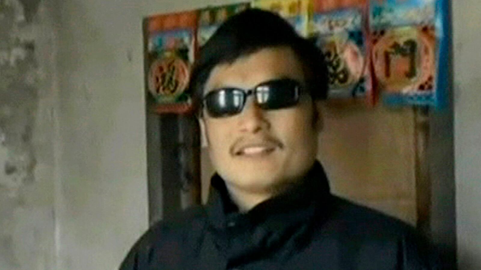 cheats/2012/05/02/blind-activist-i-want-to-leave-china/china-chen-guangcheng-medical-cheat_sd10po