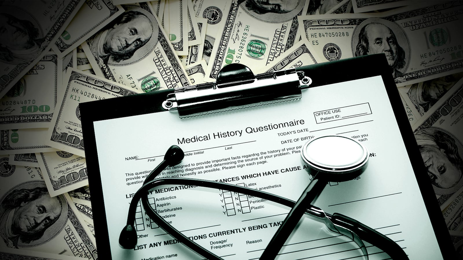 articles/2014/11/24/how-the-health-care-bureaucracy-killed-me/141123-macdougall-health-tease_hur4en