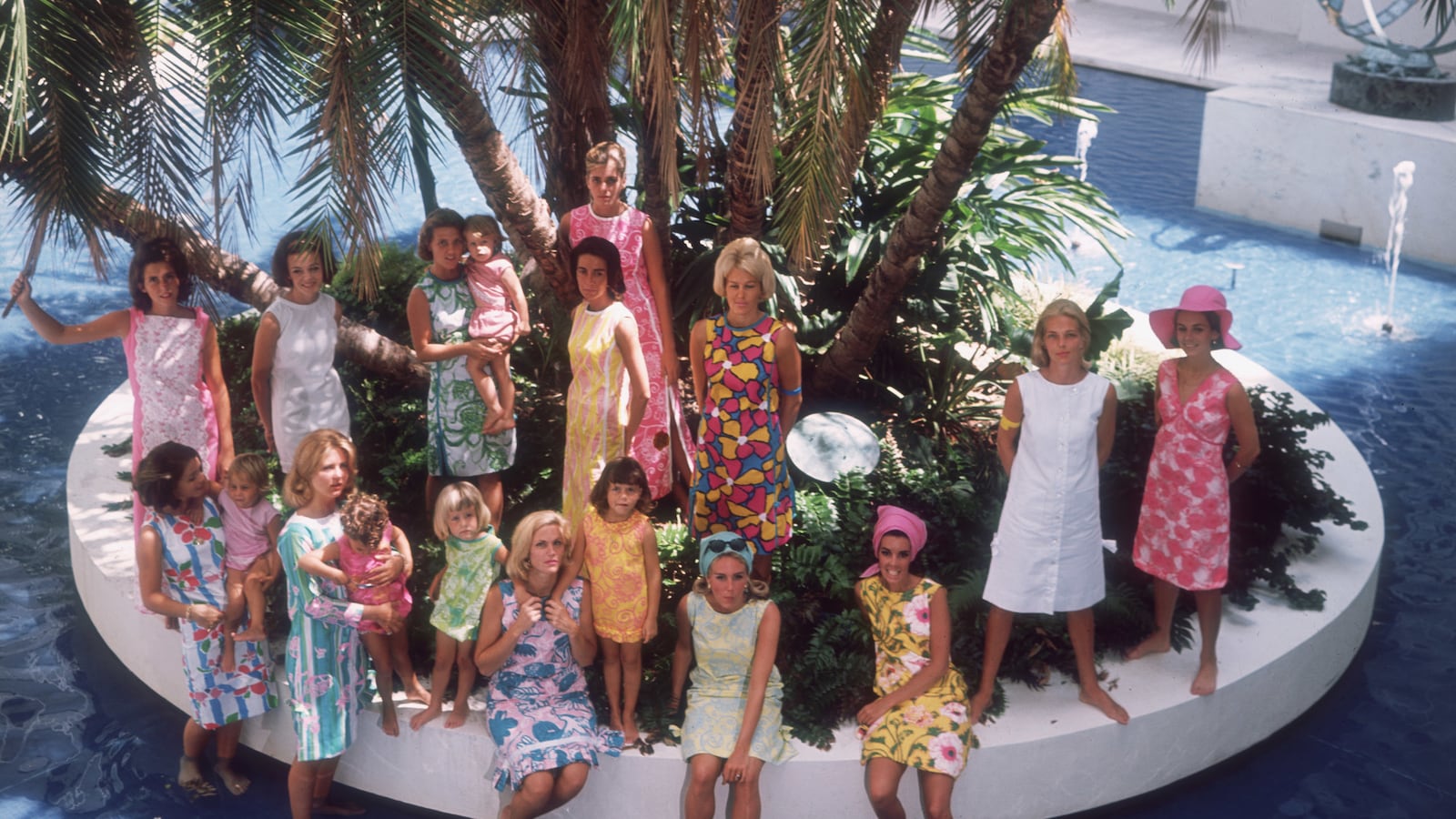 galleries/2013/04/08/lilly-pulitzer-s-most-iconic-photos/130408-lilly-pulitzer-obit-tease_d6rqsb