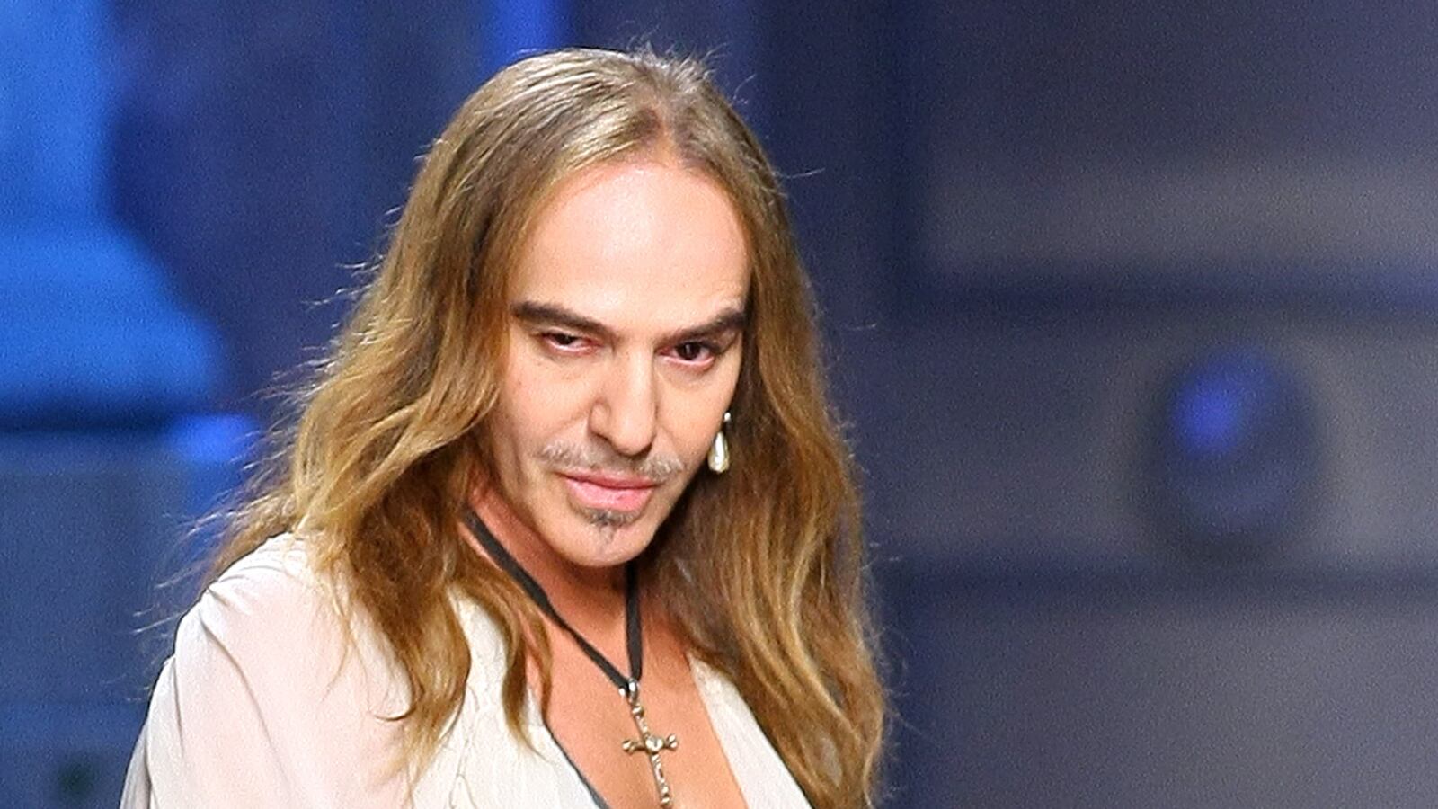 articles/2013/06/04/vanity-fair-releases-preview-of-john-galliano-profile/130604-galliano-tease_d9pdd7