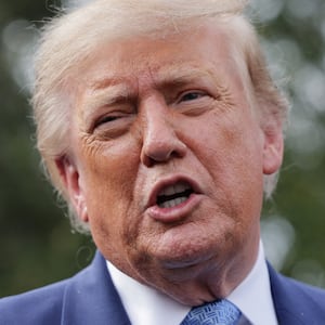 US President Donald Trump speaks to the media at the White House driveway following a luncheon for tech leaders in the East Room, in Washington, D.C., US, September 29, 2026. REUTERS/Jonathan Ernst