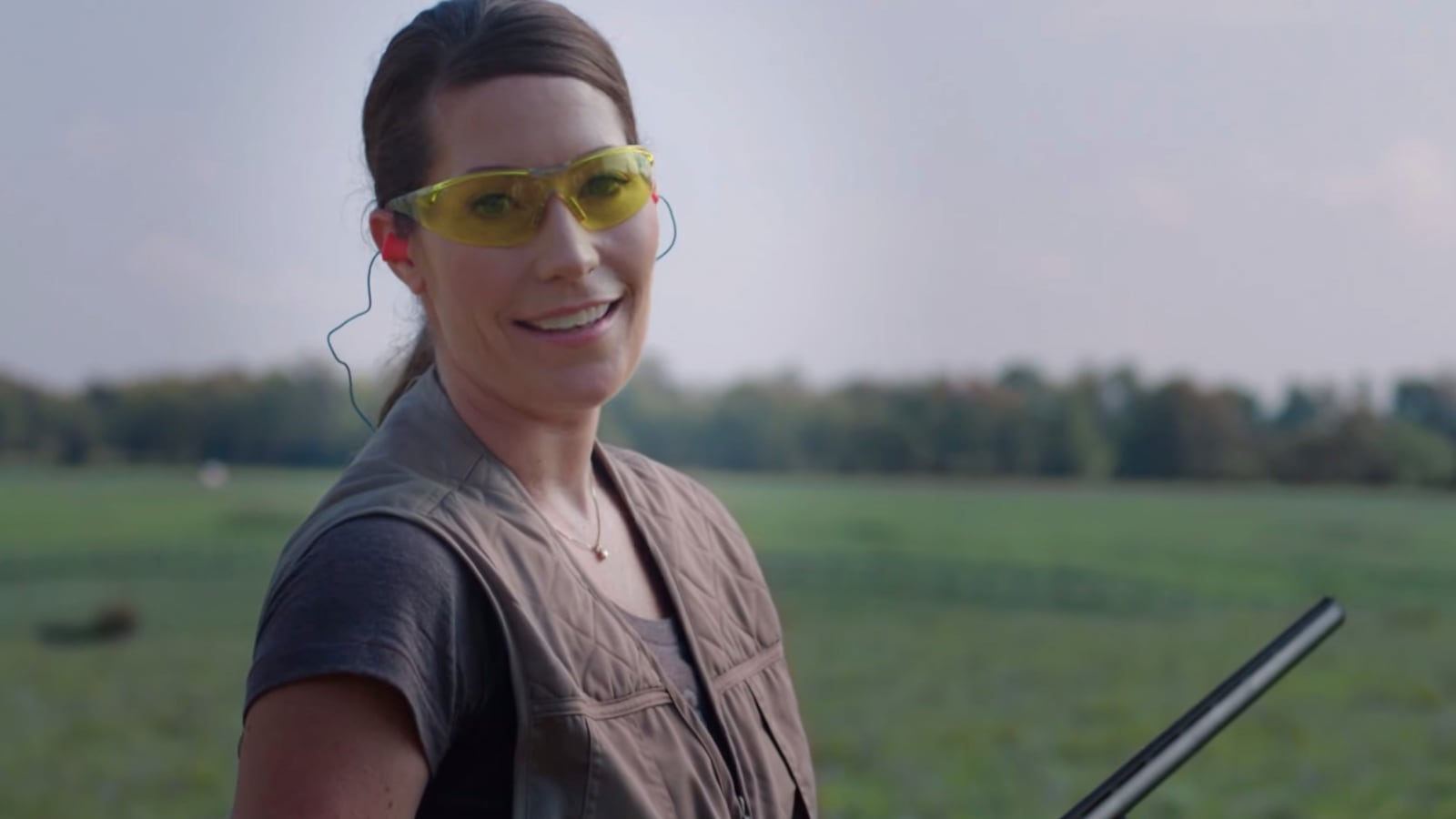 articles/2014/09/16/allison-grimes-new-tv-ad-is-one-big-gun-gaffe/140916-mak-grimes-tease_cqvdny