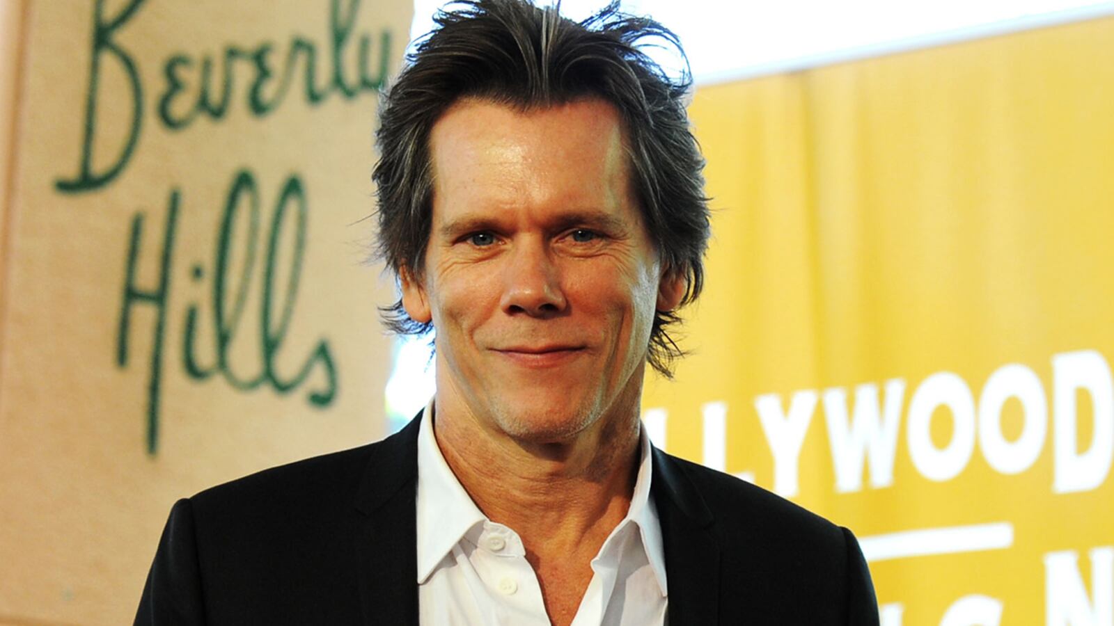 cheats/2011/11/22/most-facebook-users-closely-linked/4.73-degress-kevin-bacon-cs_a6lrvq
