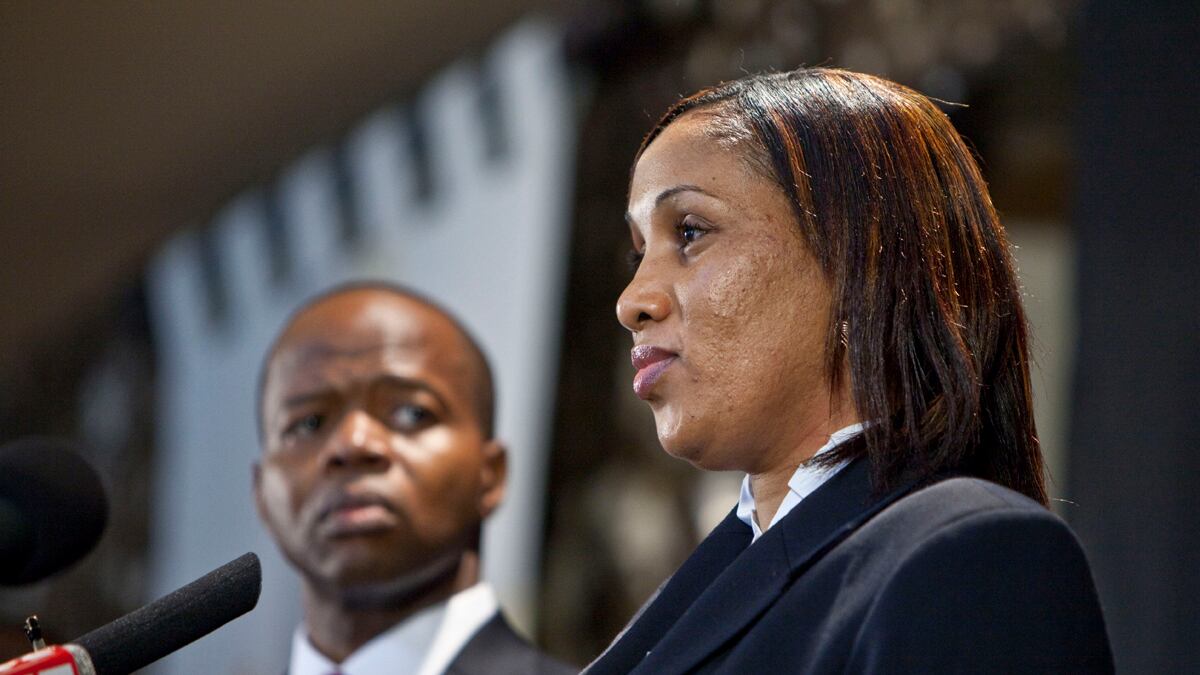 cheats/2011/07/28/dsk-maid-may-file-civil-suit/nafissatou-diallo-civil-suit-cheat_dfysas