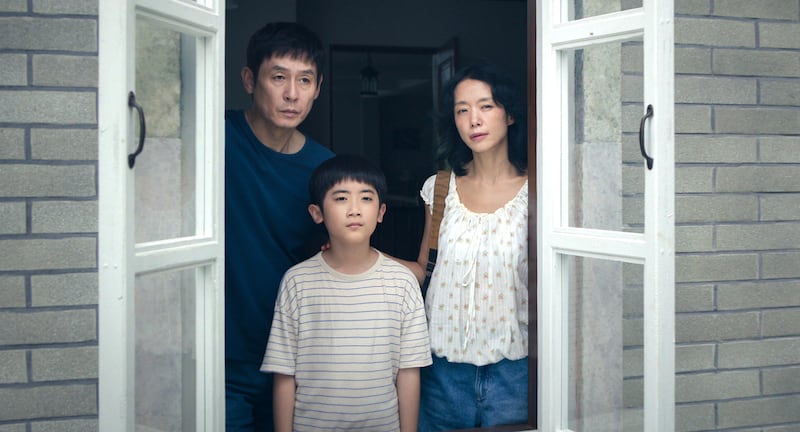 Jeon Do-yeon and Sul Kyung-gu in Possible Love