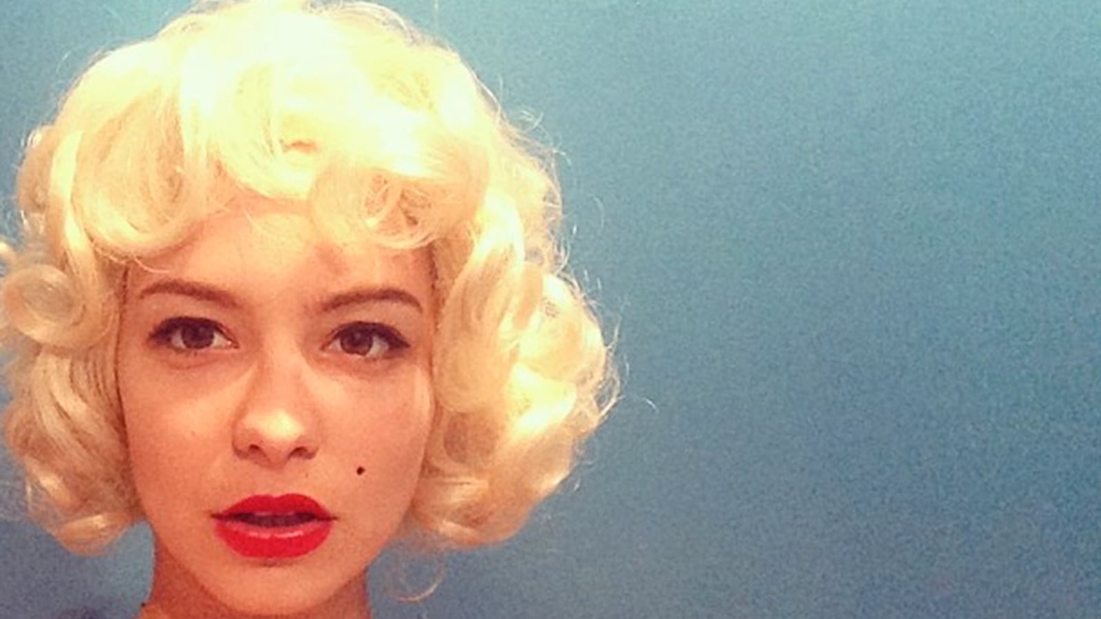 galleries/2013/11/02/from-karlie-kloss-to-alexa-chung-the-11-best-fashion-instagrams/131011-fashion-instagram-tease_ut0rz3