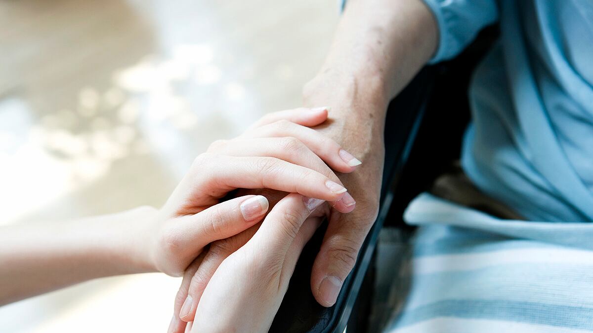 cheats/2015/06/05/ca-senate-approves-assisted-suicide-bill/assisted-suicide-cheat_zmcygy