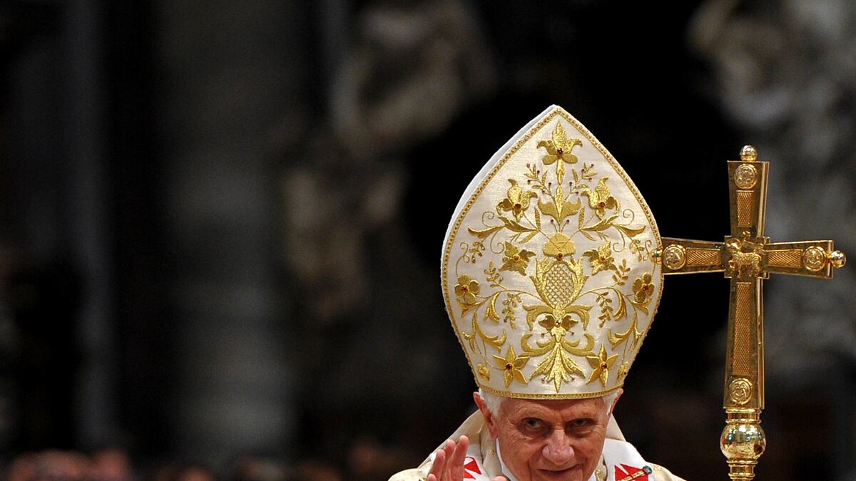 articles/2012/03/21/jp-morgan-chase-closes-vatican-bank-account/vatican-loses-bank-nadeau_wikdbf