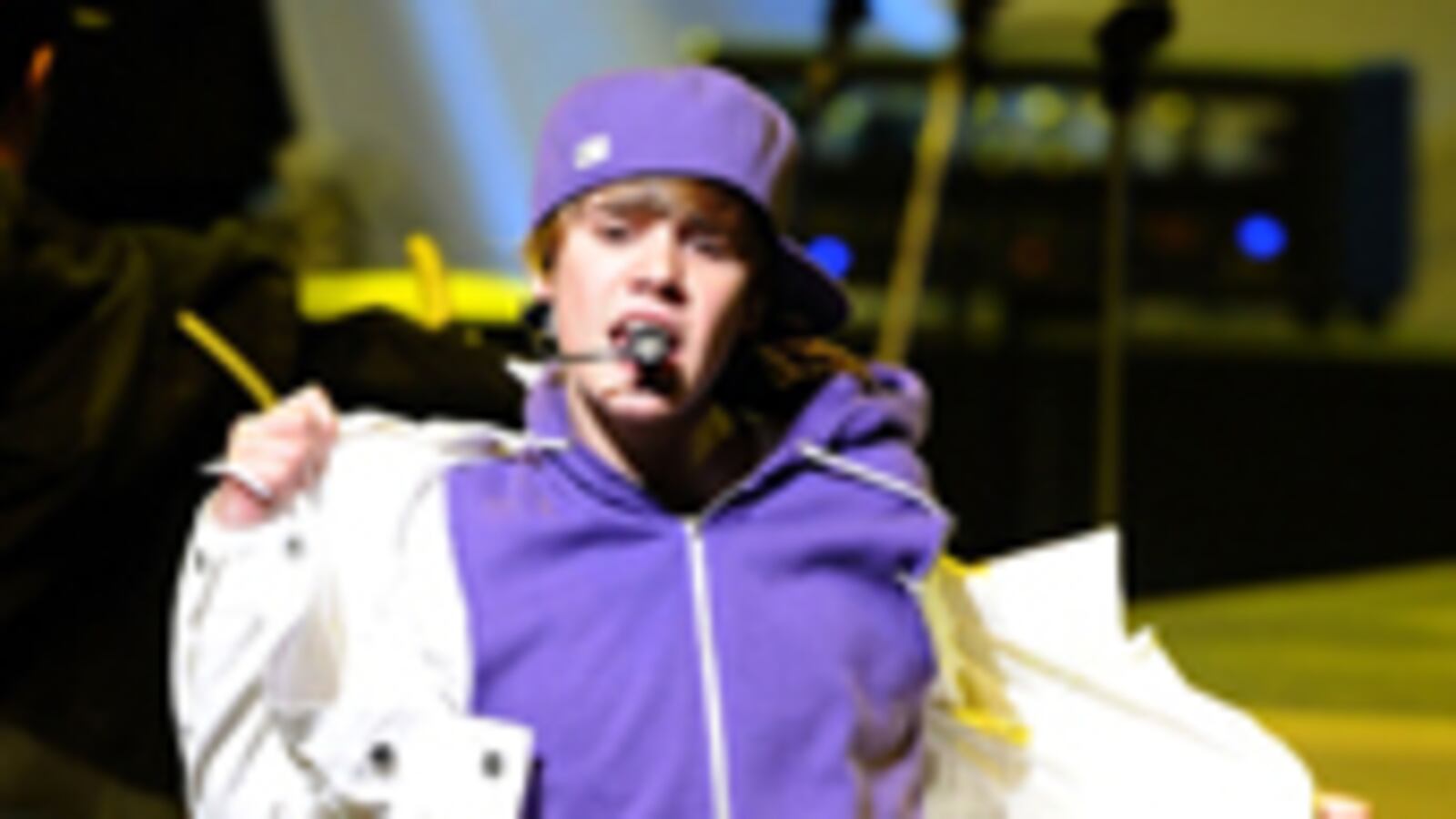cheats/2011/02/17/rolling-stone-admits-to-justin-biebers-misquote/world-according-to-bieber_160594_kl2pj8