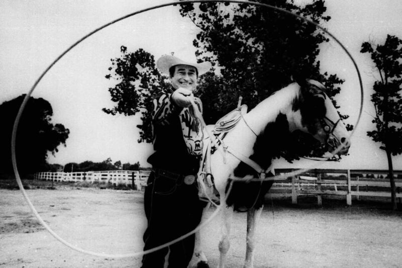 galleries/2012/08/05/kristen-stewart-robert-pattinson-more-pet-custody-battles-photos/animal-custody-battle-montana_chyztm