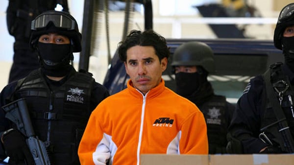 cheats/2012/01/09/undercover-u-s-agents-aided-cartel/us-agents-aided-mexican-drug-cartel-money-gain-trust-cs_uy4fbc