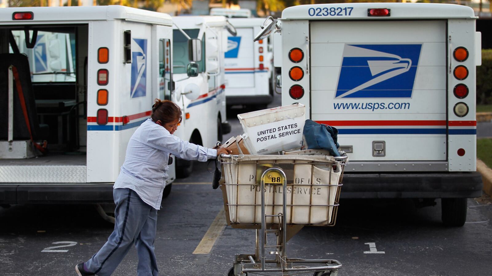 cheats/2011/12/03/usps-may-abolish-next-day-service/usps-limit-next-day-service-cheat_xi6cxv