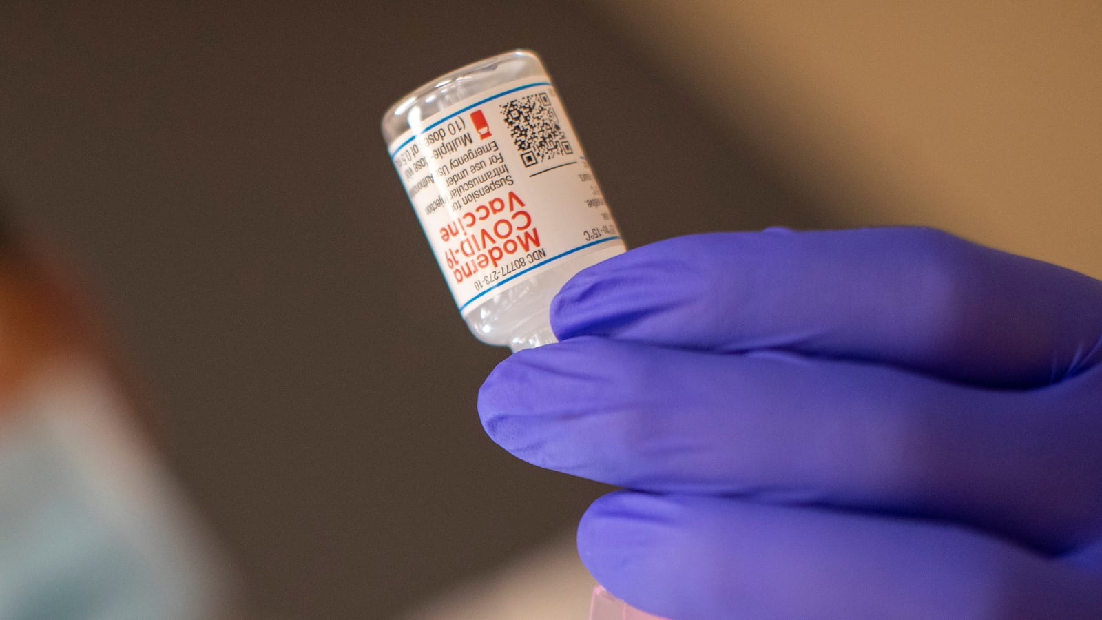 2021-01-21T235111Z_2019597446_RC2NCL91EPI1_RTRMADP_3_CALIFORNIA-VACCINATION_jusrdk