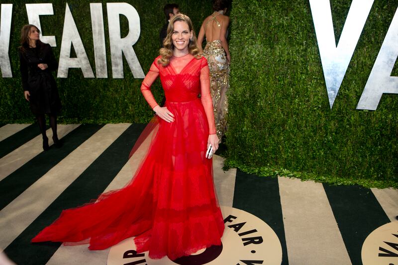 galleries/2013/02/25/best-of-the-academy-award-after-parties-vanity-fair-and-more-photos/hilary-swank-oscars-after-parties_t1ueib