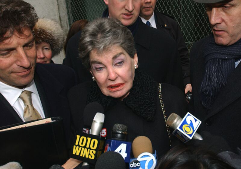 galleries/2009/08/03/famous-tax-evaders/tax-evaders---helmsley_lqzs8b