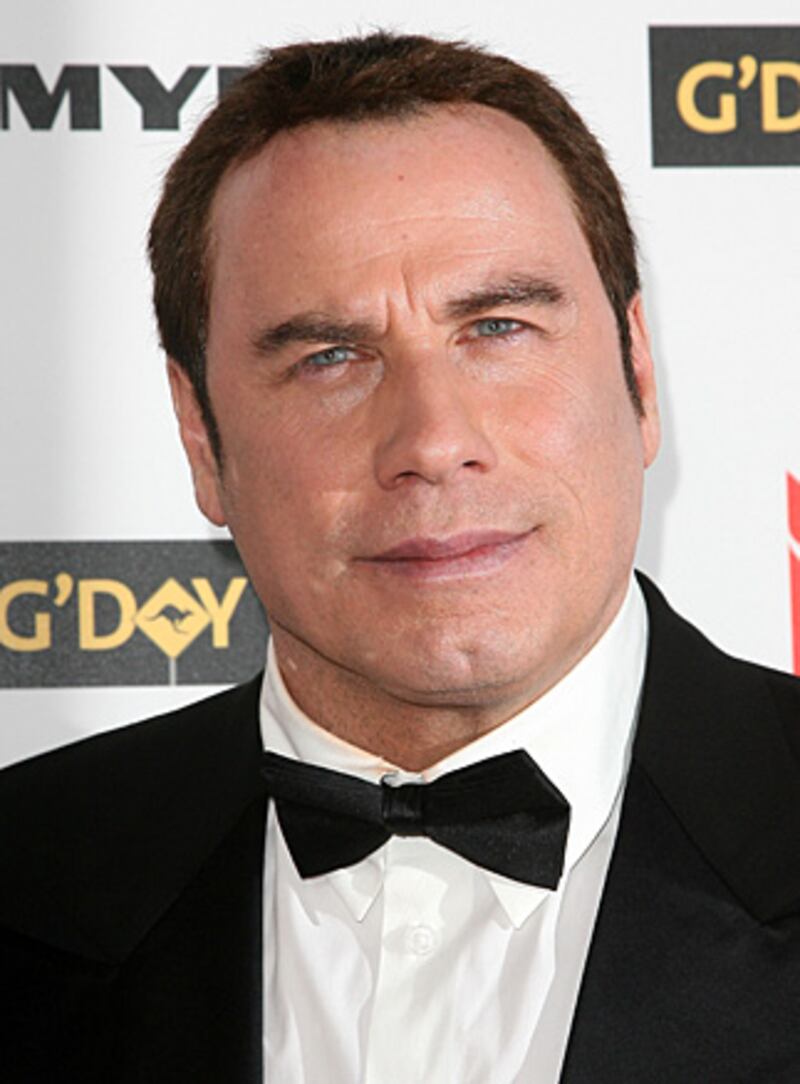 galleries/2010/01/19/who-gave-the-most-to-haiti/celehelp-haiti---travolta_yyg4he