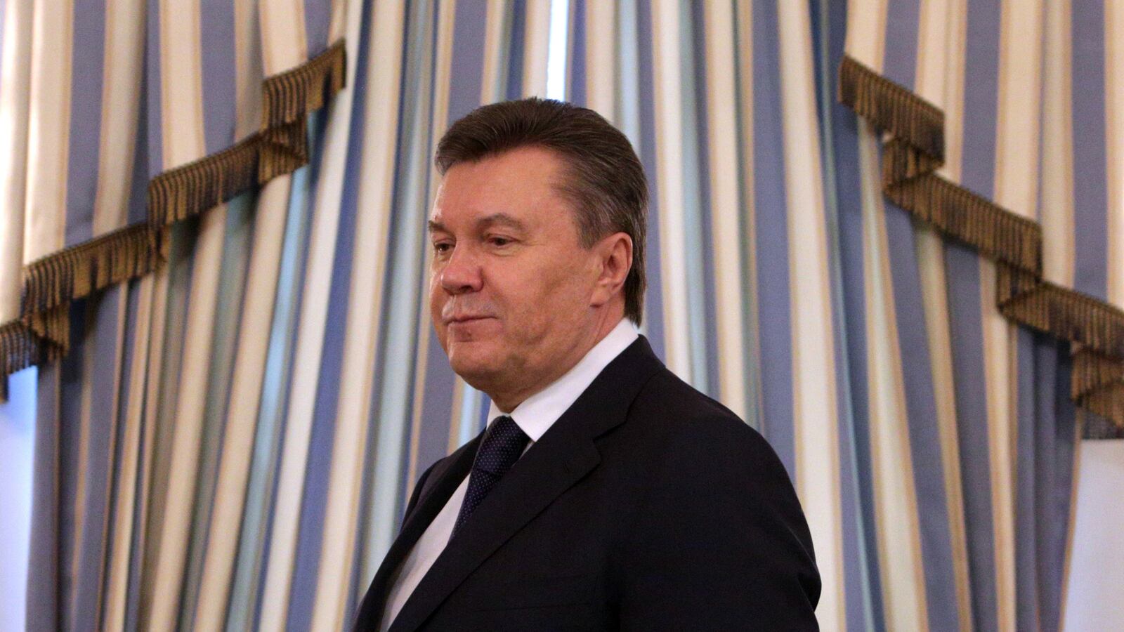 cheats/2014/02/27/report-yanukovych-in-moscow/140227-moscow-yanukovych-cheat_gbfqsb