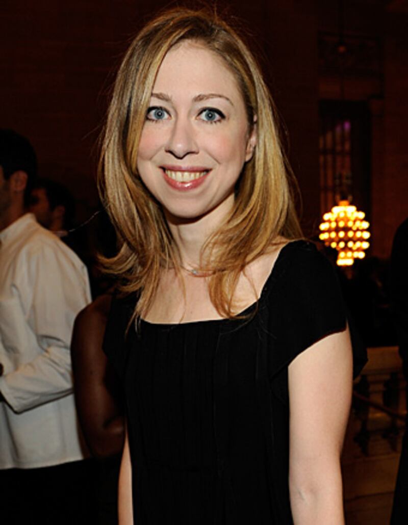 galleries/2010/01/19/who-gave-the-most-to-haiti/celehelp-haiti---clinton_ephbev