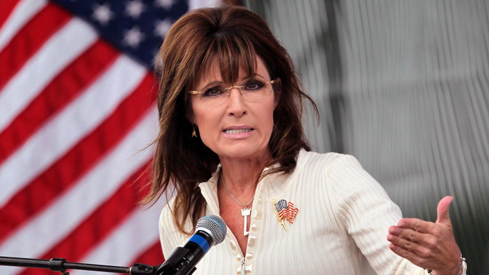 cheats/2012/01/03/palin-bachmann-should-drop-out/sarah-palin-year-end-quiz_qzyias