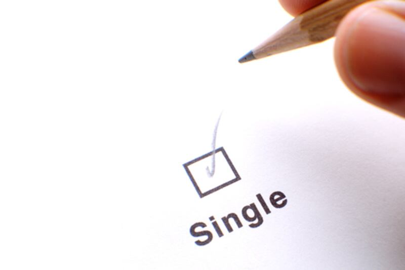 articles/2012/02/11/swing-state-singles-how-unmarried-voters-could-decide-the-election/single-voters-klinenberg-tease_ehhush