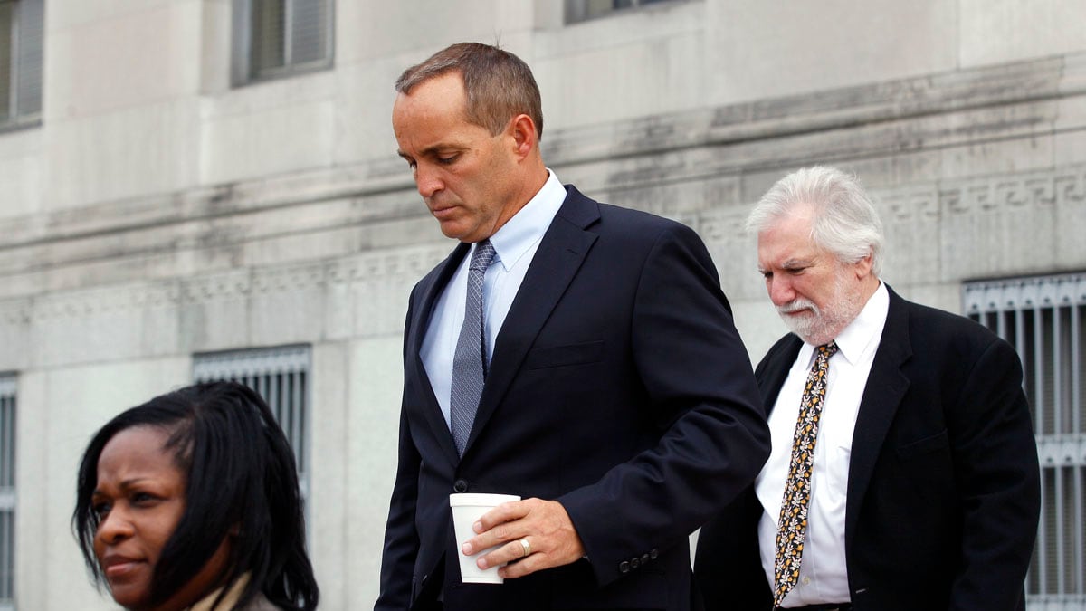 cheats/2012/04/23/former-edwards-aide-speaks-out/andrew-young-cs_waub9o