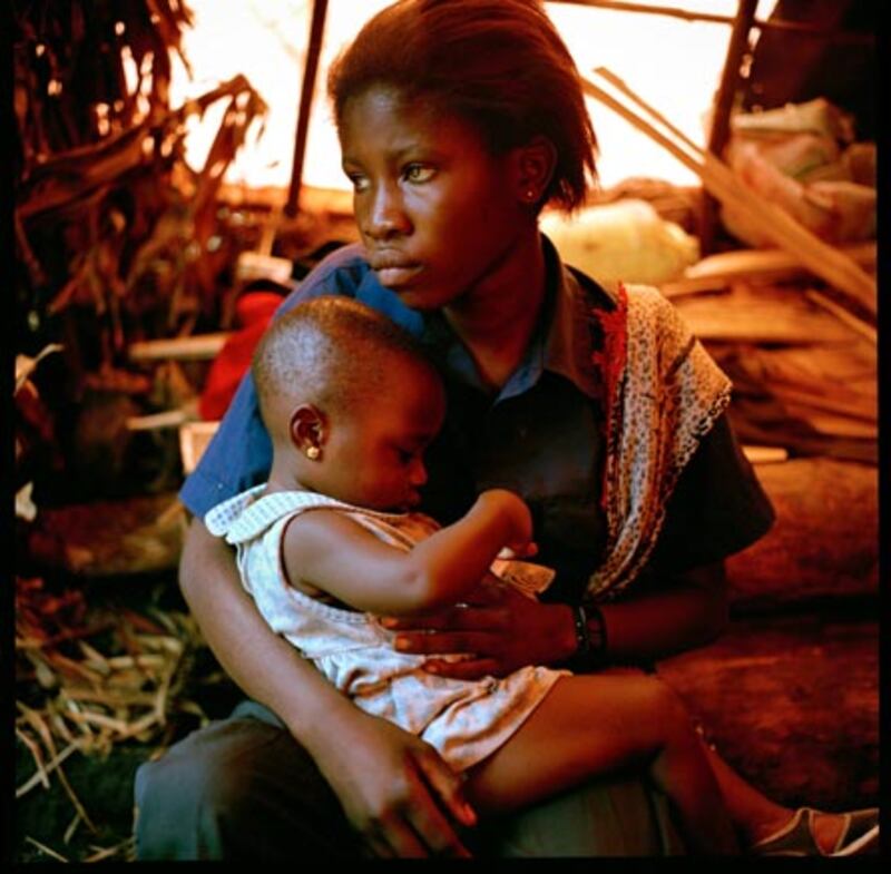 galleries/2010/06/08/congo-s-resilient-rape-survivors/congo-rape-as-weapon-15_ukkym9