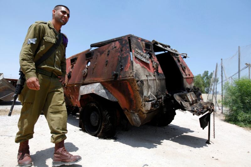 articles/2012/08/09/in-israel-fear-of-a-jihadi-menace-along-the-sinai-and-syrian-borders/al-qaeda-arab-spring-ephron_u2jgcc