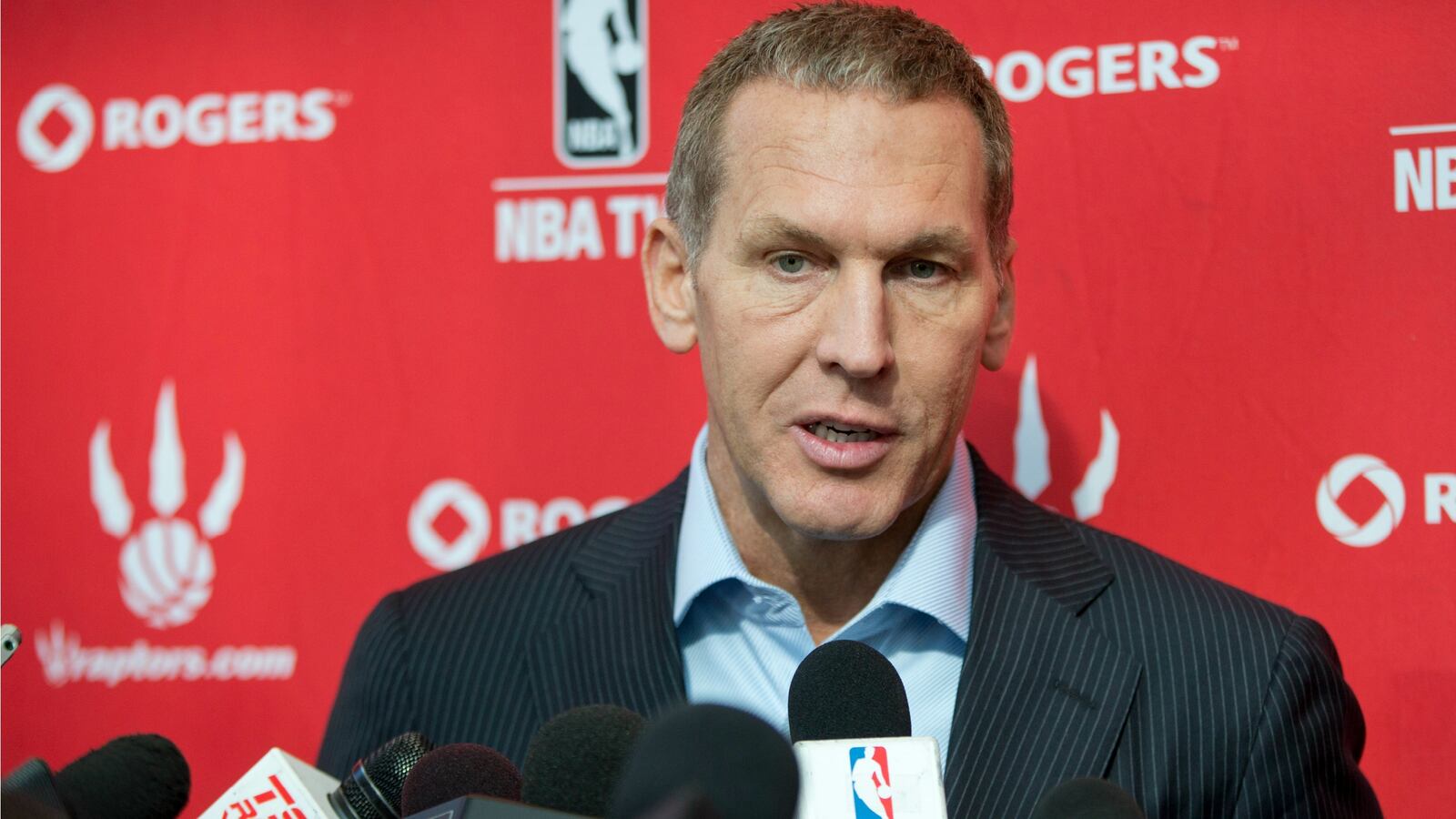 180529-colangelo-76ers-fake-twitter-cheat_y58hci