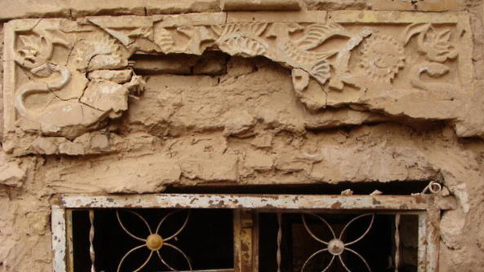 articles/2012/09/17/a-hollow-call-for-justice/synagogue-iraq-openz_aqgyhh