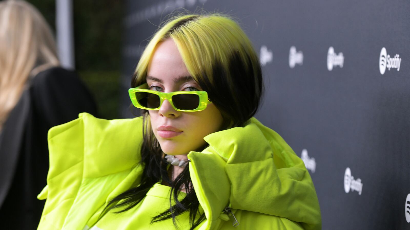 200203-Bradley-Billie-Eilish-creepy-Drake-tease_bruvbt