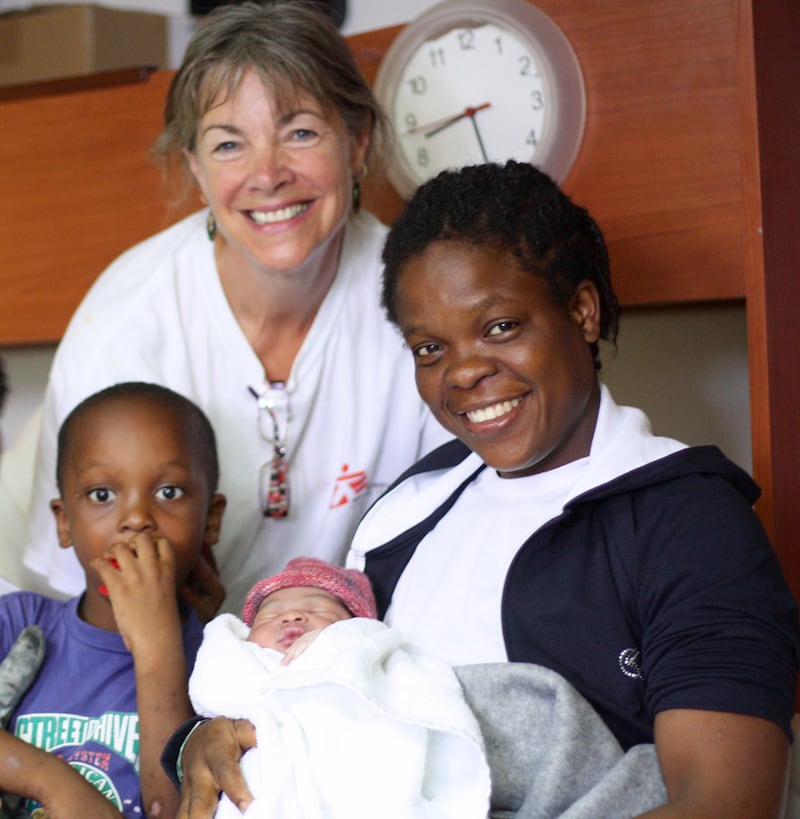 articles/2016/09/12/the-baby-without-a-country/160912-nadeau-baby-msf-ship2-embed_uvmclw