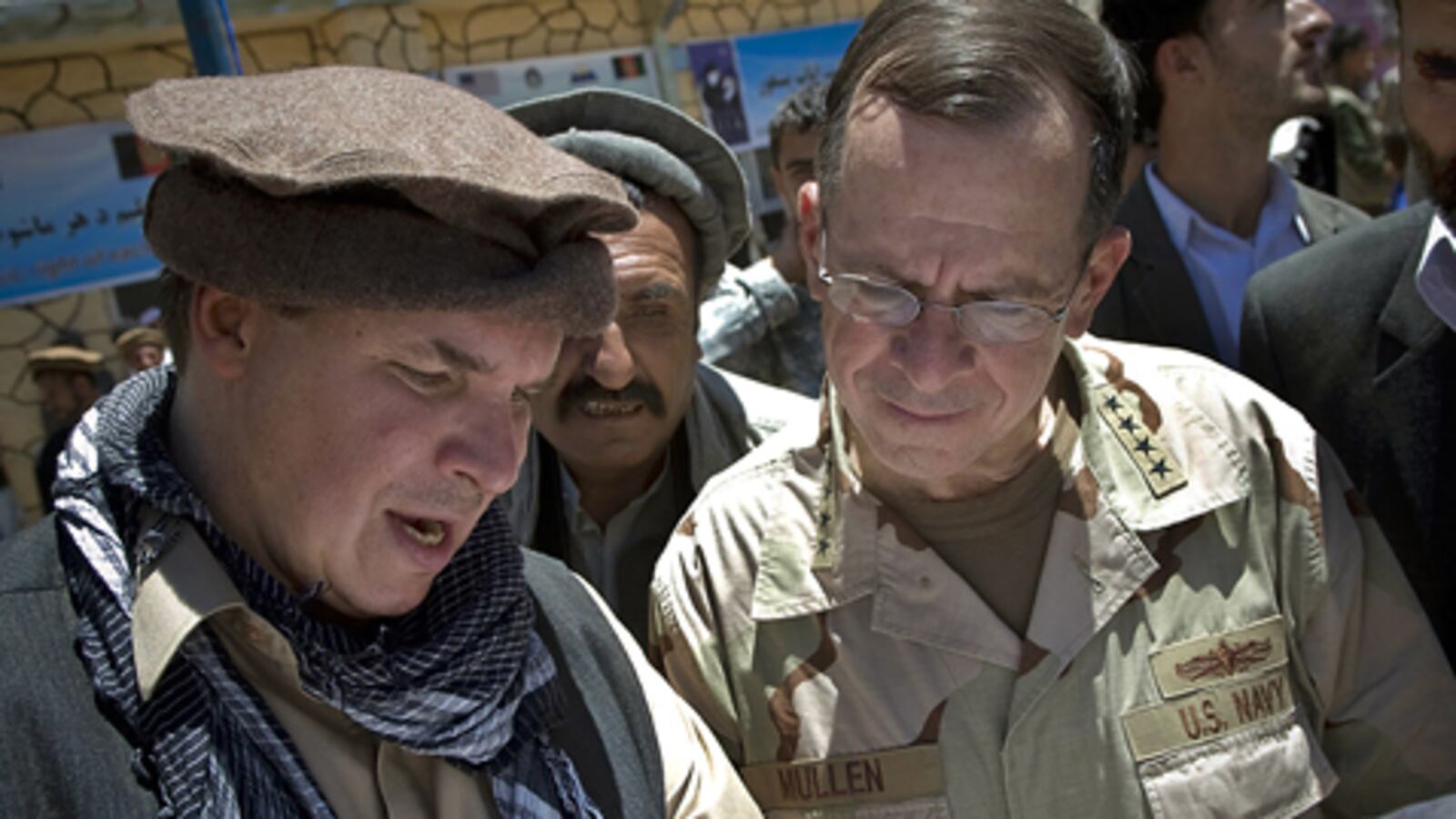 articles/2011/05/06/greg-mortenson-sued-for-fraud-and-racketeering-for-three-cups-of-tea/greg-mortenson_178642_c1uawv