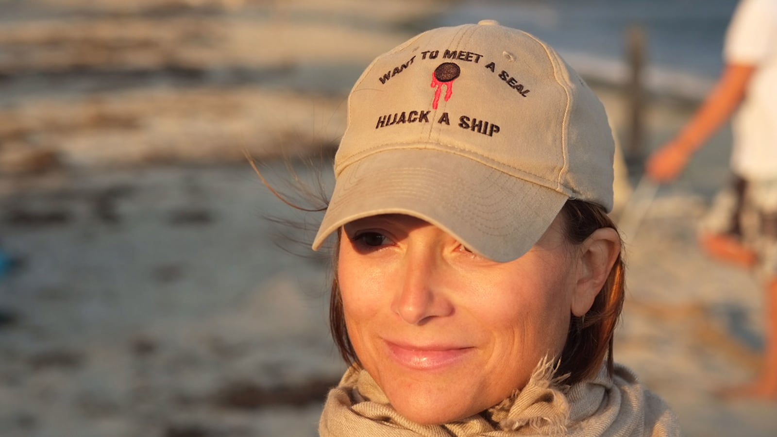 articles/2015/02/01/beast-fiction-lea-carpenter-s-swan/150131-carpenter-beast-fiction-swan-tease_wyiwzd