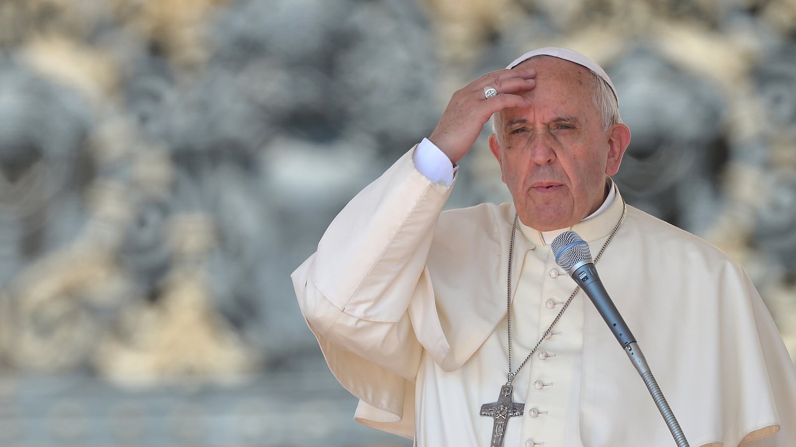 articles/2014/06/17/why-is-pope-francis-canceling-events/140617-nadeau-pope-tease_dn70rp