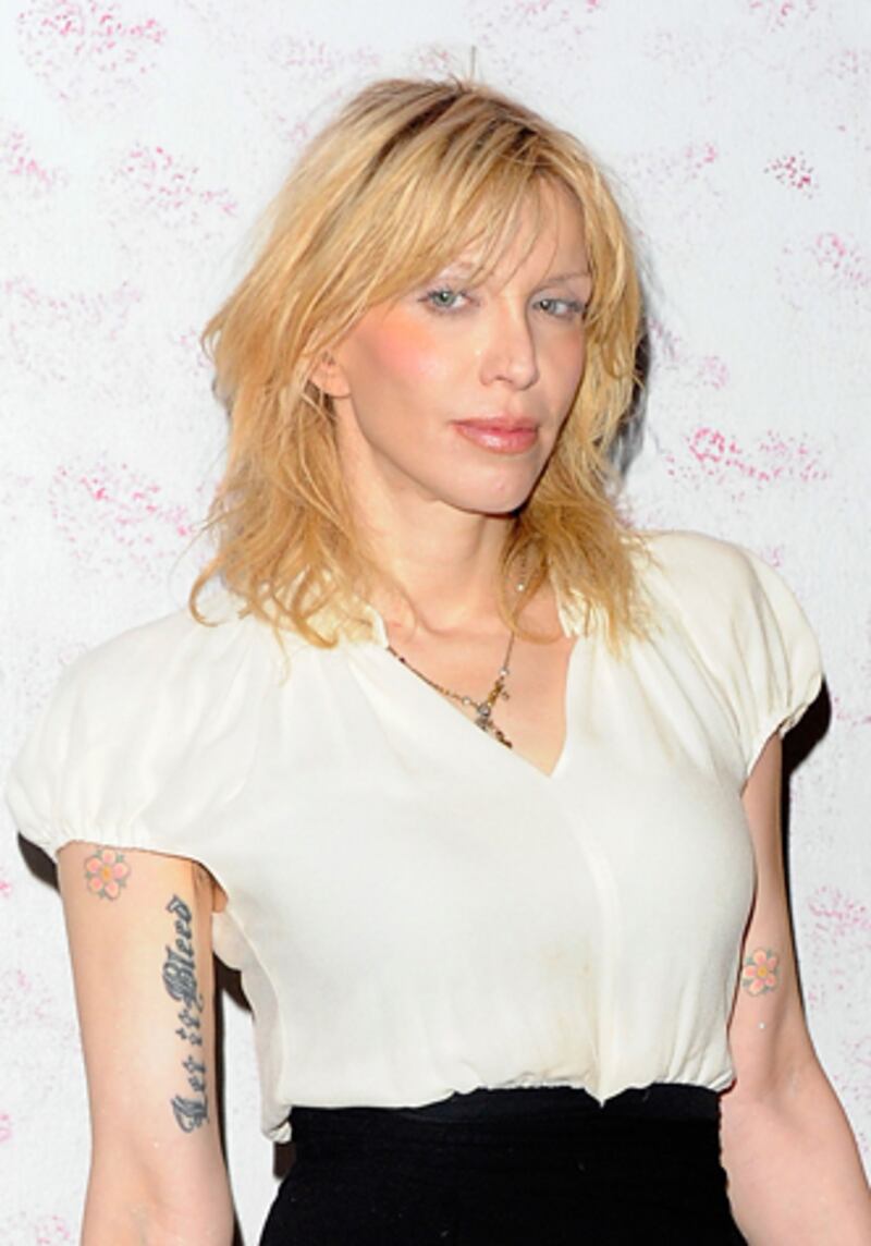 galleries/2012/05/24/courtney-love-john-mayer-more-twitter-overshares-photos/twitter-oversharing-courtney-love_kzjl8t