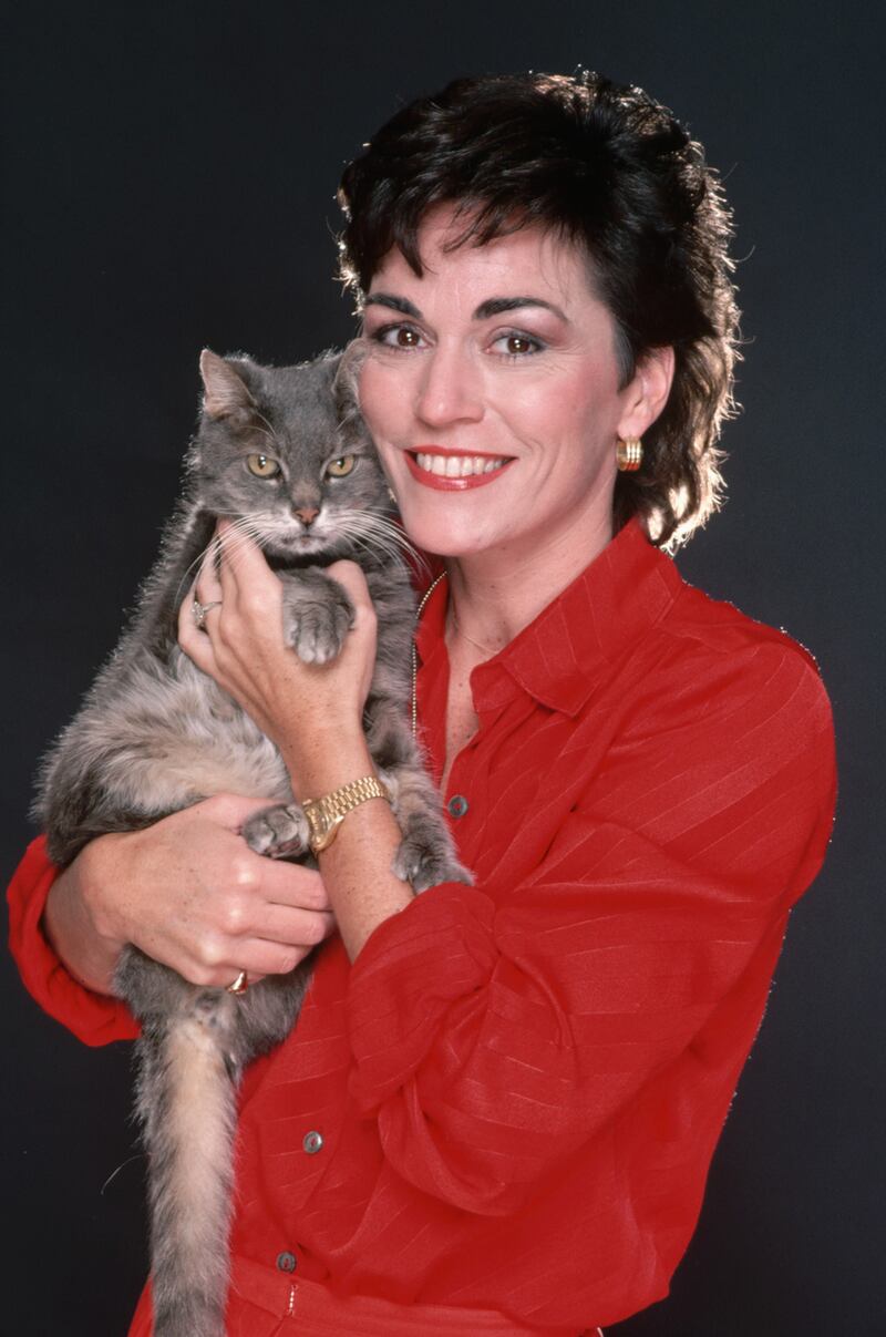 galleries/2012/10/24/8-celebrity-animal-authors-from-toto-to-uggie-photos/animal-authors-sneaky_wh5hkn