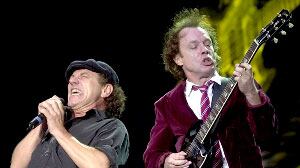 cheats/2008/10/27/rock-of-the-recession/acdc_fbsmpw