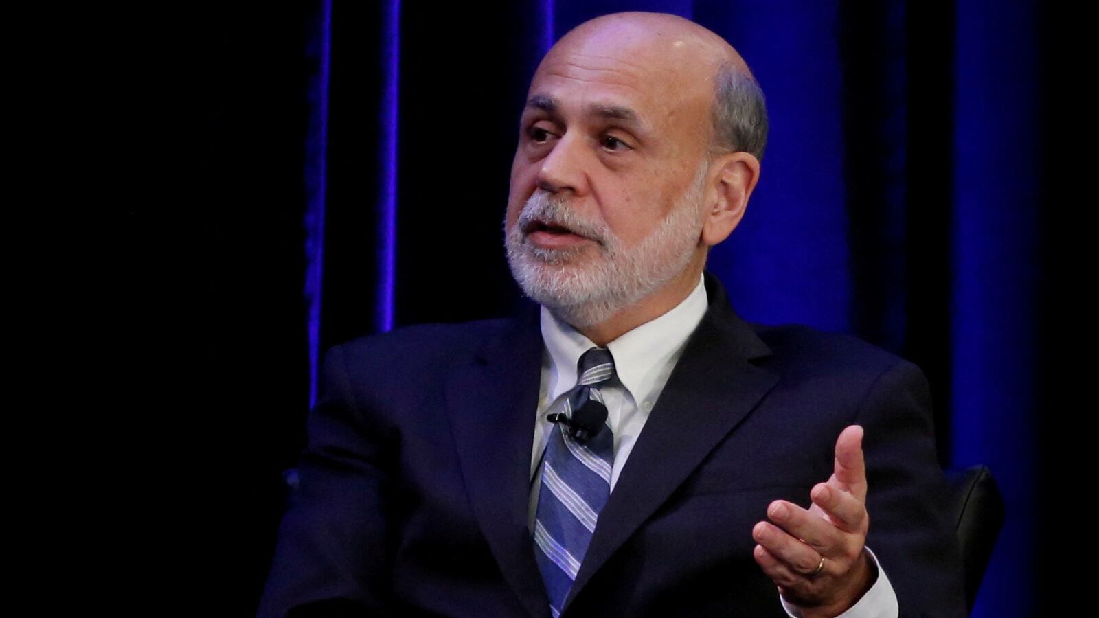 2022-10-10T100945Z_1611392173_RC29YW9178EQ_RTRMADP_3_NOBEL-PRIZE-ECONOMICS_uevoir