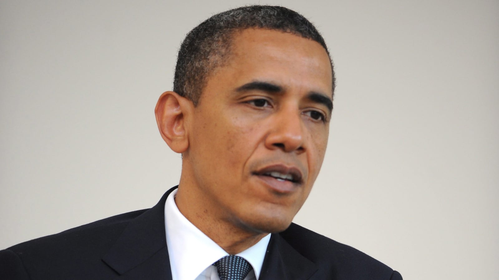 cheats/2011/08/10/married-gay-immigrant-expelled-from-u-s/barack-obama-anthony-weiner-cheat_y5m3sp