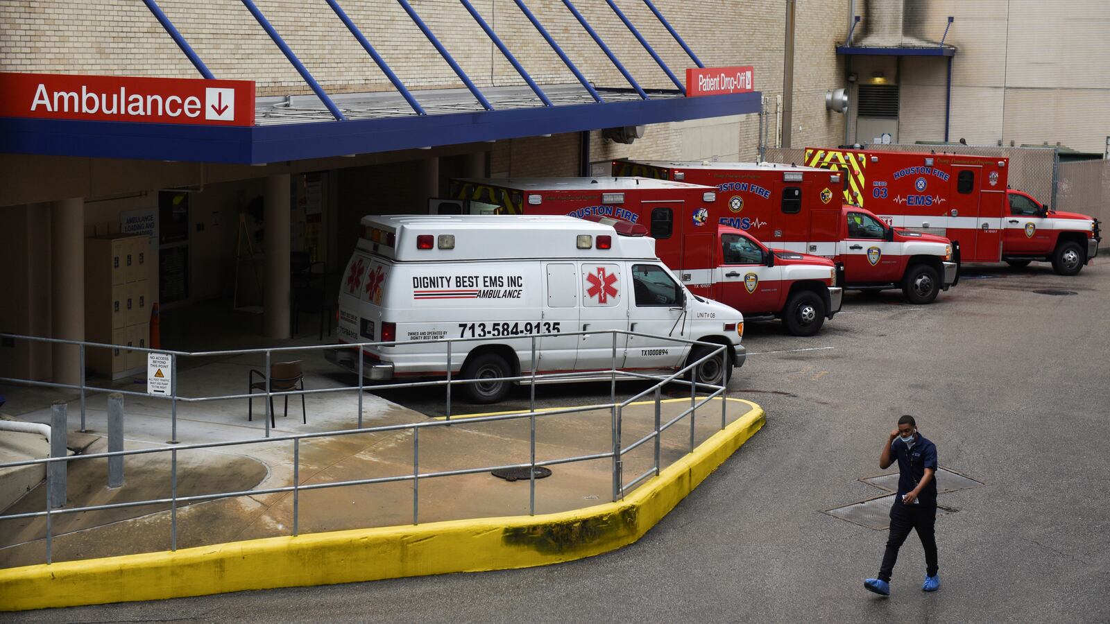 2020-06-22T224825Z_738944330_RC2MEH9C94ME_RTRMADP_3_HEALTH-CORONAVIRUS-USA_hsxl6m