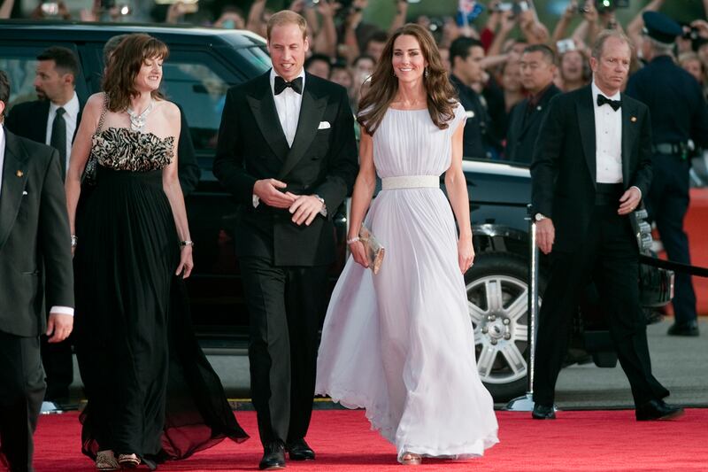 articles/2012/04/25/william-and-kate-out-and-about-as-first-anniversary-approaches/stars-with-nonstars-william_pozmye