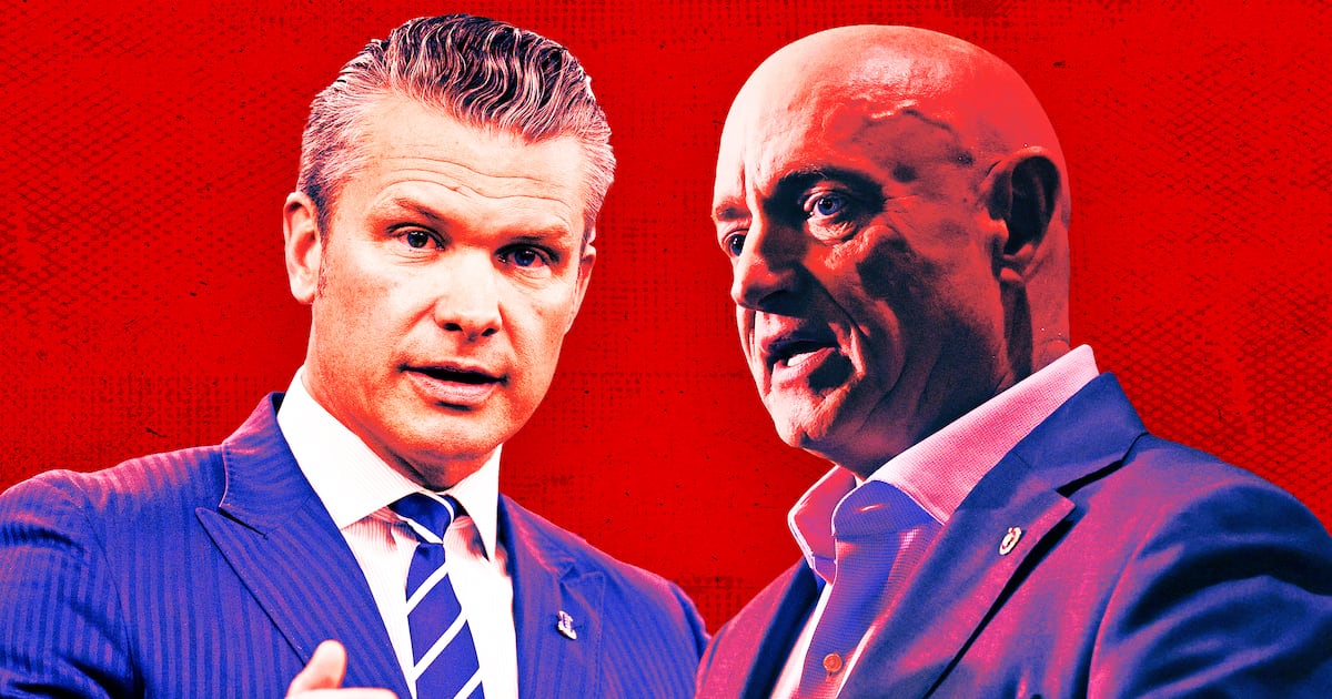 Pentagon Pete Sued by U.S. Hero for ‘Chilling’ Message to Vets